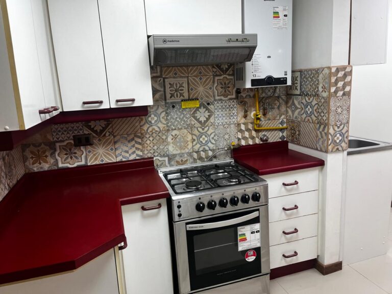 VENTA DE CASA EN VILLA ESPAÑA| REMODELADA